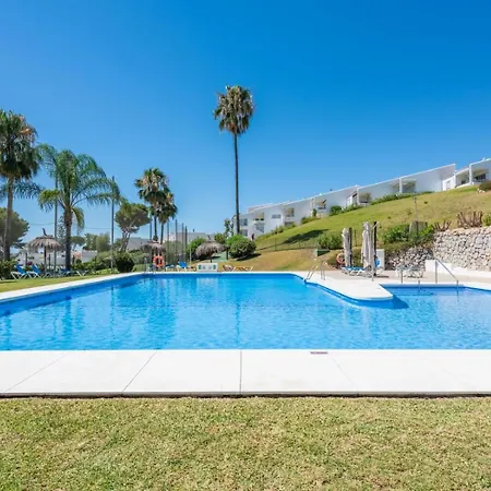 아파트 Azahara1, Panoramic Views And Frontline Golf *