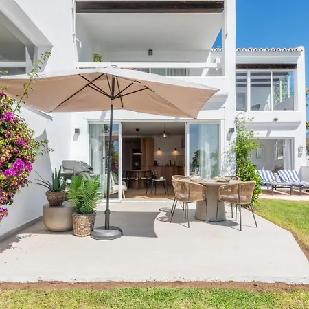 Апартаменти Azahara1, Panoramic Views And Frontline Golf Марбелья