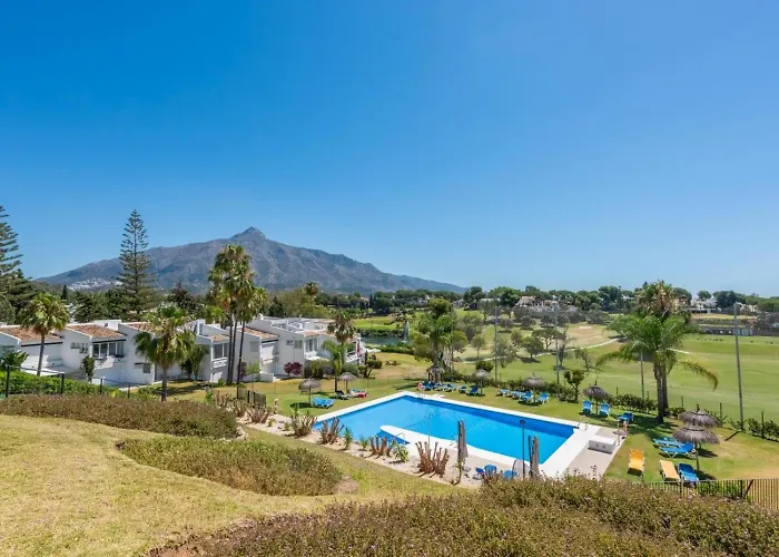 Azahara1, Panoramic Views And Frontline Golf