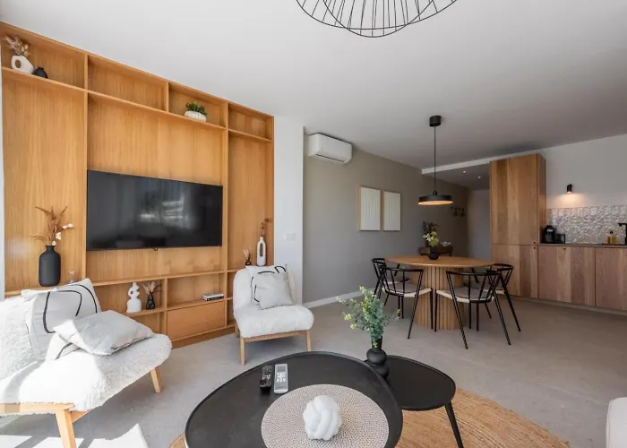 Azahara1, Panoramic Views And Frontline Golf Apartment *