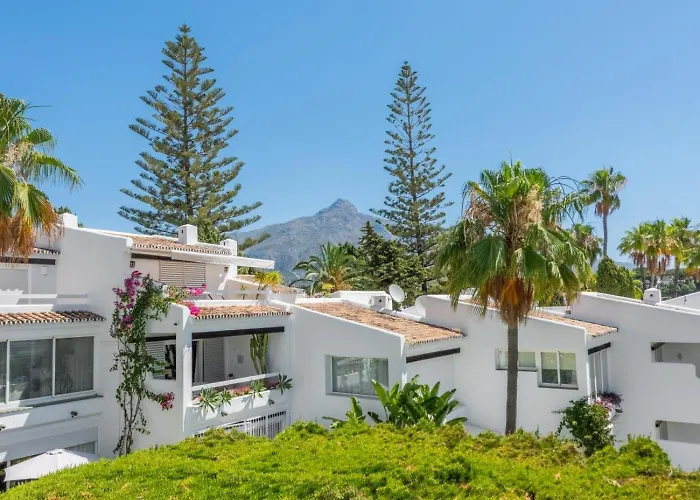 Azahara1, Panoramic Views And Frontline Golf Marbella