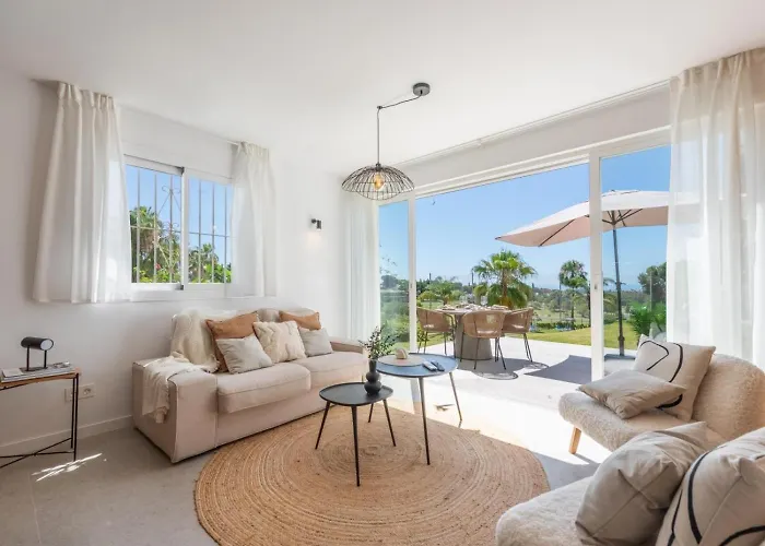 Azahara1, Panoramic Views And Frontline Golf Appartement *