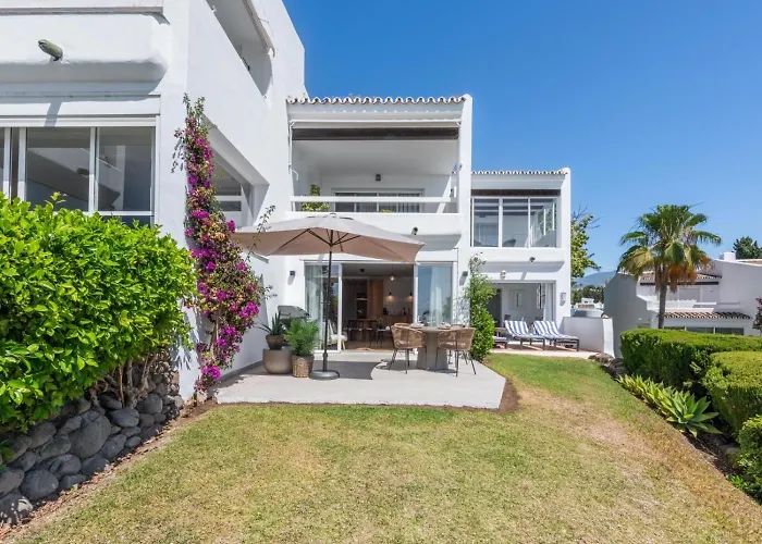 Azahara1, Panoramic Views And Frontline Golf Marbella